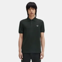 Fred Perry M6000 Plain Shirt Night Green & Snow White