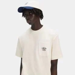 Fred Perry Relaxed 1952 T-Shirt Ecru