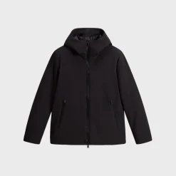 Woolrich Men's Pacific Jacket in Tech Softshell Black